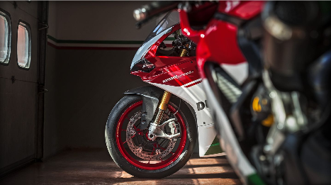 Pocher Ducati Panigale Final Edition 1/4 kit HK117 Pocher Ducati Panigale Final Edition 1/4 kit HK117