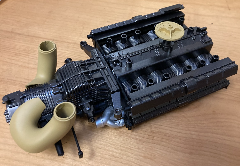 Pocher 1/8 Gulf Porsche 917 K build photo Pocher 1/8 Gulf Porsche 917 K build photo