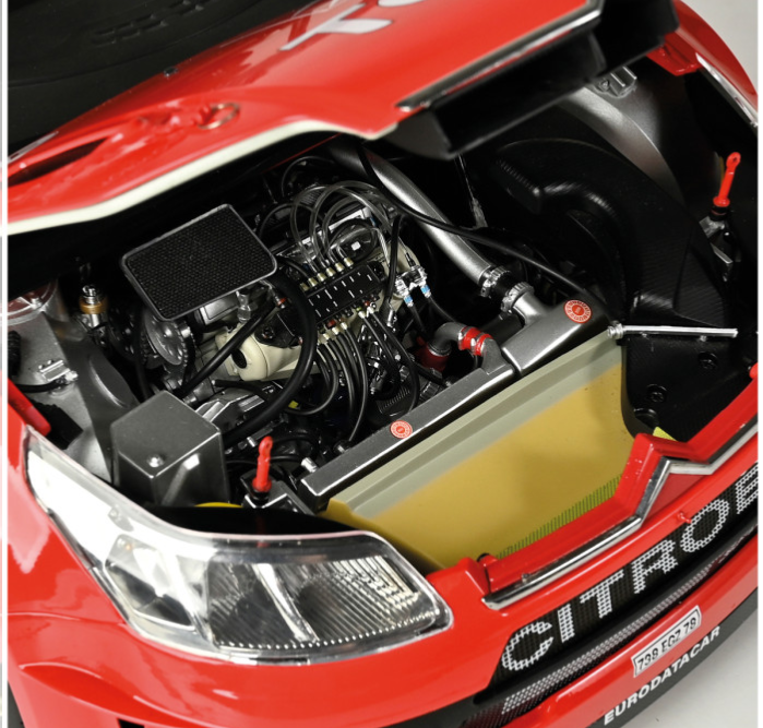 IXO 1/8 scale Citroen C4 WRC Sebastien Loeb kit IXO 1/8 scale Citroen C4 WRC Sebastien Loeb kit