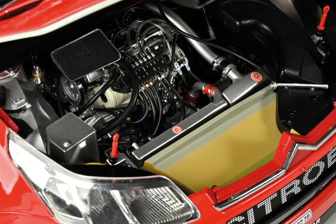 IXO 1/8 scale Citroen C4 WRC (Sebastien Loeb) kit IXO 1/8 scale Citroen C4 WRC (Sebastien Loeb) kit