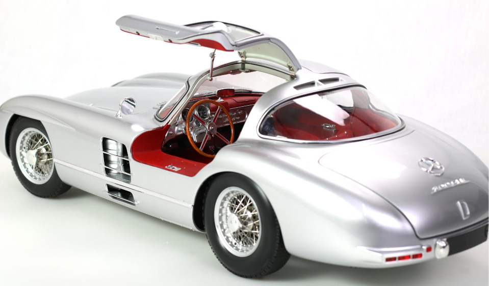 LeGrand 1/8 Collection Mercedes 300 SLR Uhlenhaut Coupe 1:8 metal kit LE102